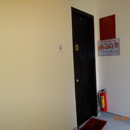 Yellow House Homestay Hoi An Exterior photo