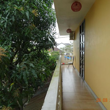 Yellow House Homestay Hoi An Exterior photo