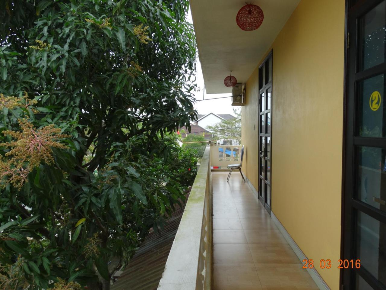 Yellow House Homestay Hoi An Exterior photo