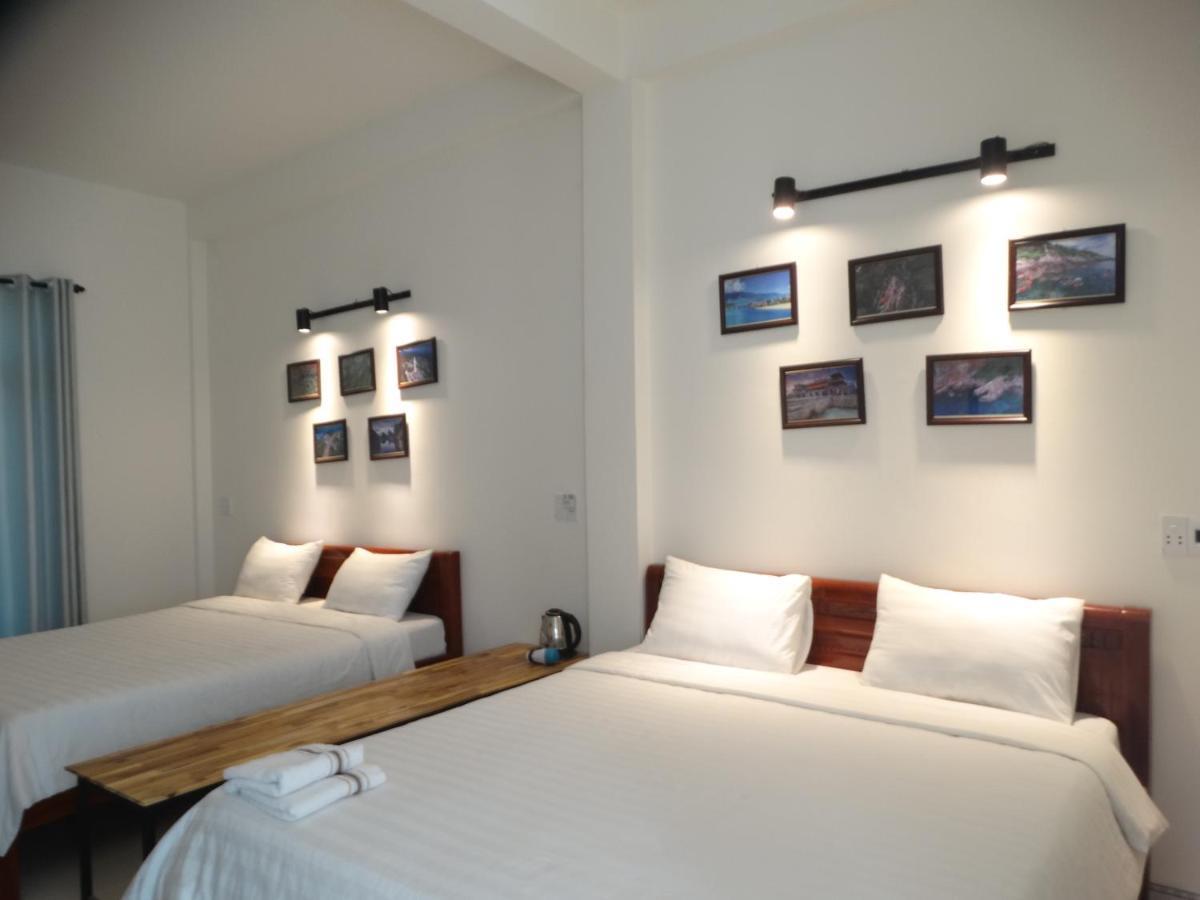 Yellow House Homestay Hoi An Exterior photo